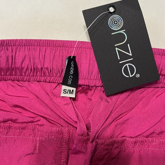 Onzie Parachute Cargo Pants in Raspberry Rose - Picture 9 of 14
